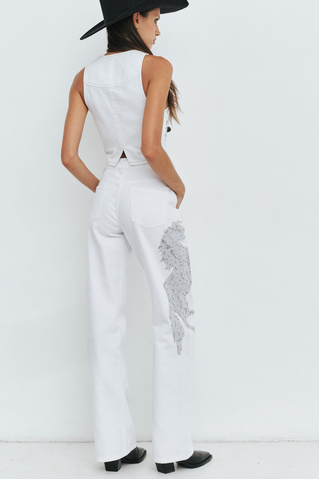 WHITE PARTY HORSE TOP