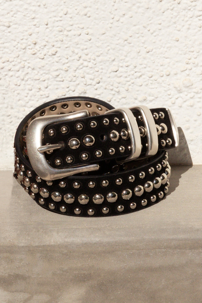 ベルト VACANT Archive : 25SS / TATE CRACK DOUBLE STUD BELT (BLACK) VACANT Archive ベイカントアーカイブ SS25 TATE CRACK DOUBLE