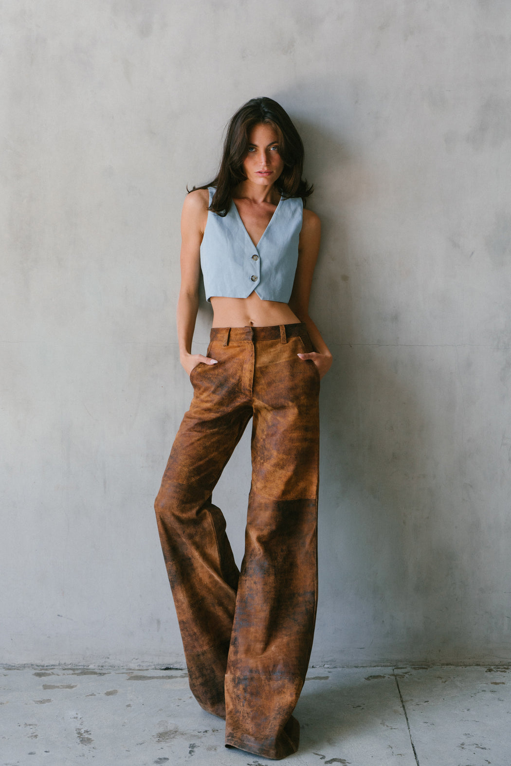 DREAM PANTS IN DISTRESSED BROWN