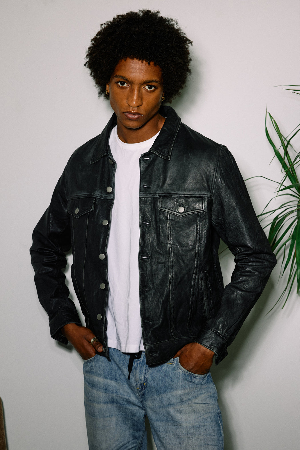 LEATHER TRUCKER JACKET