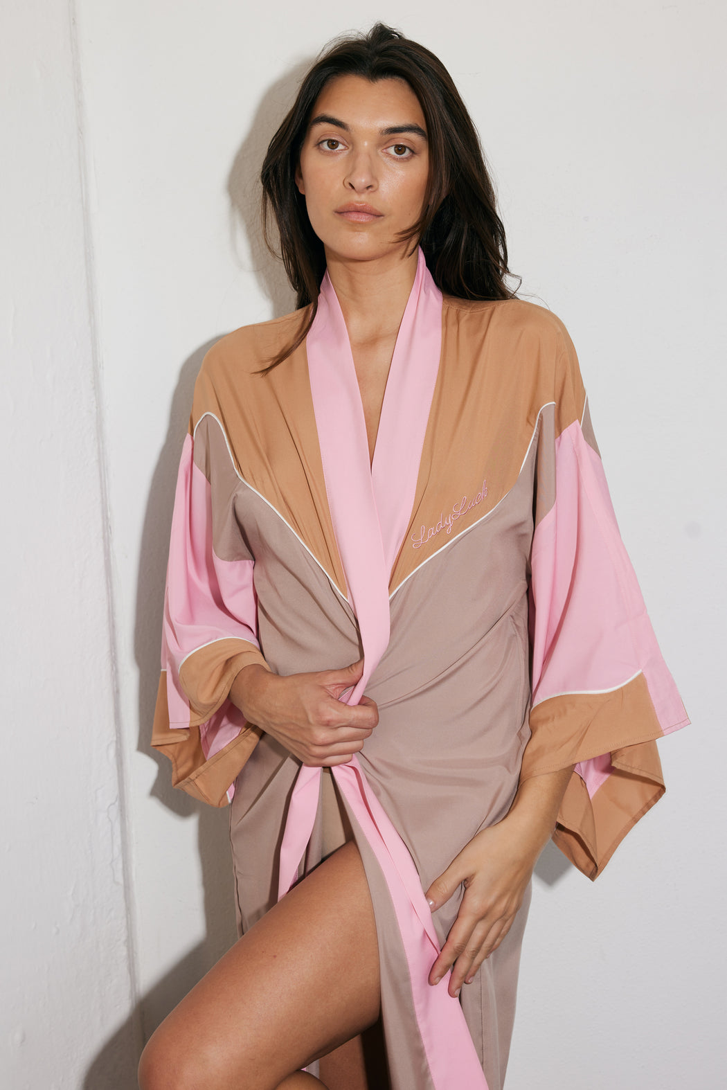 LUCKY OPEN STYLE ROBE