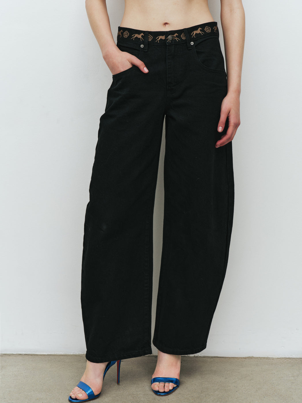 BACK ON THE HORSE BARREL JEANS