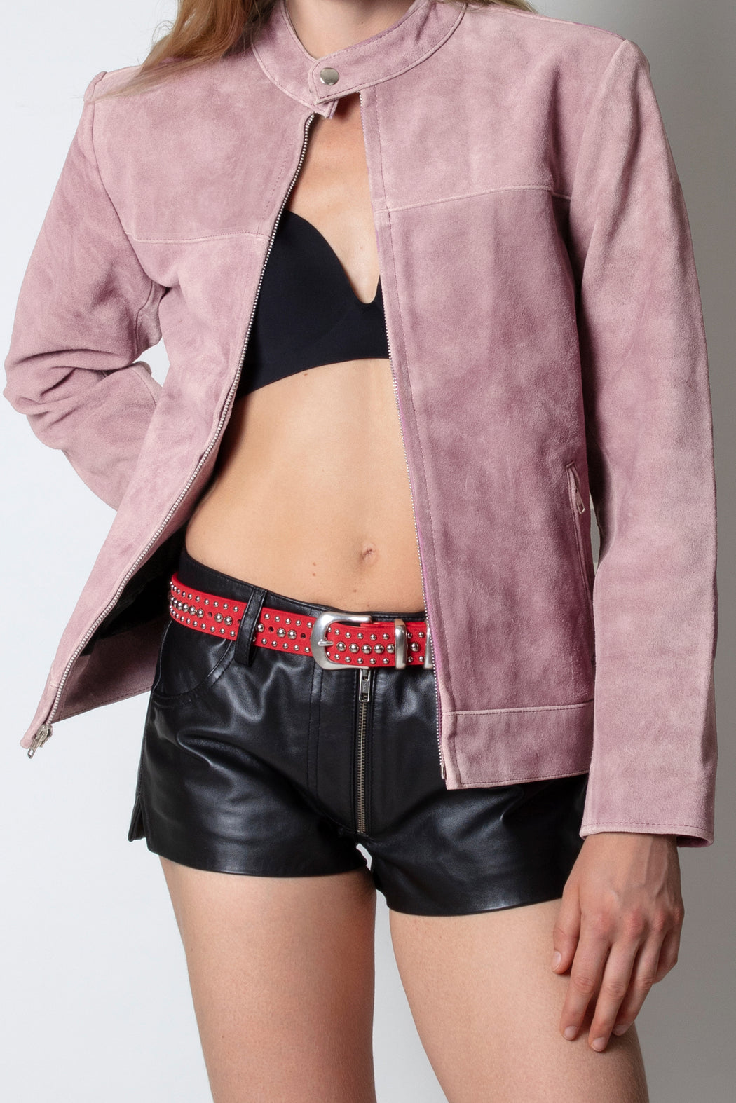 HOLD 'EM BELT IN RED