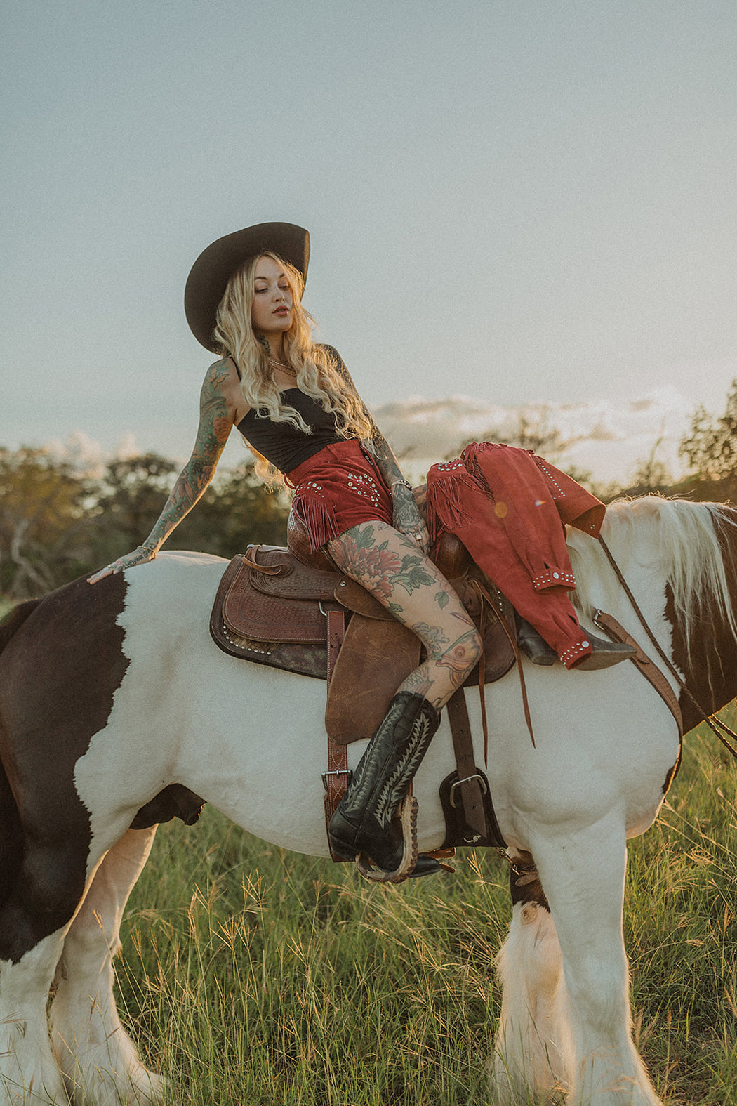 DIME STORE COWGIRL SHORT IN LOVE POTION