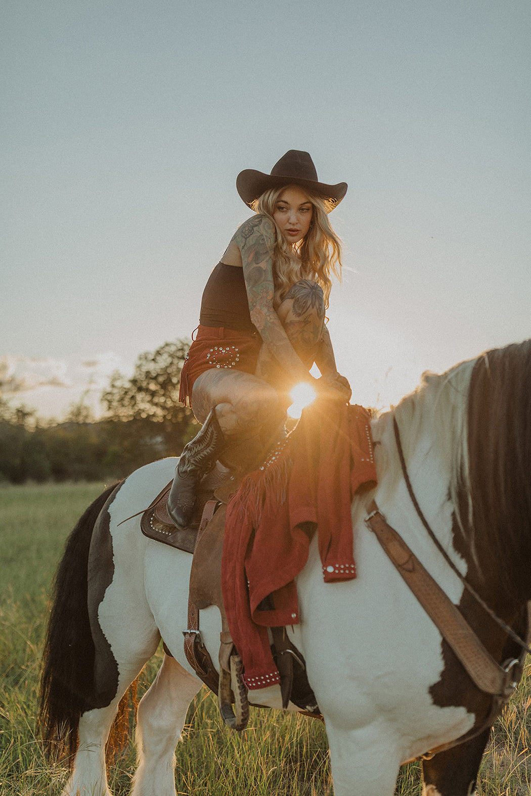 DIME STORE COWGIRL SHORT IN LOVE POTION