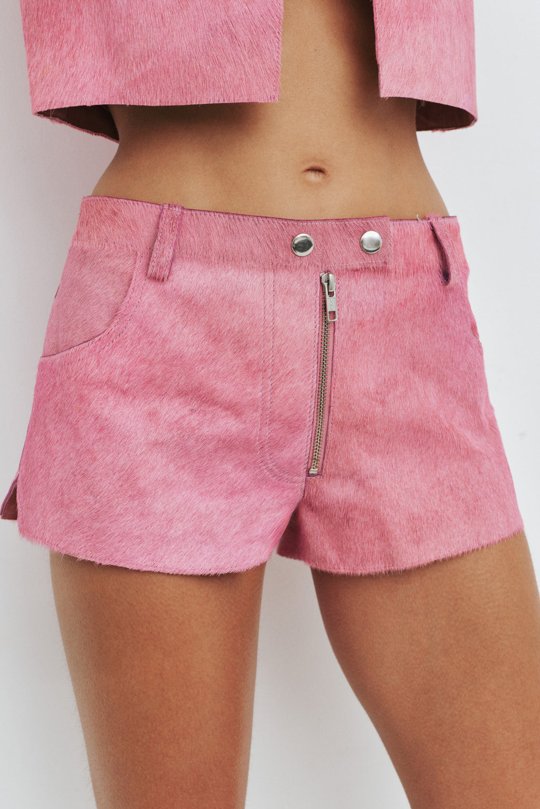 PONY HAIR PERFECT SHORT