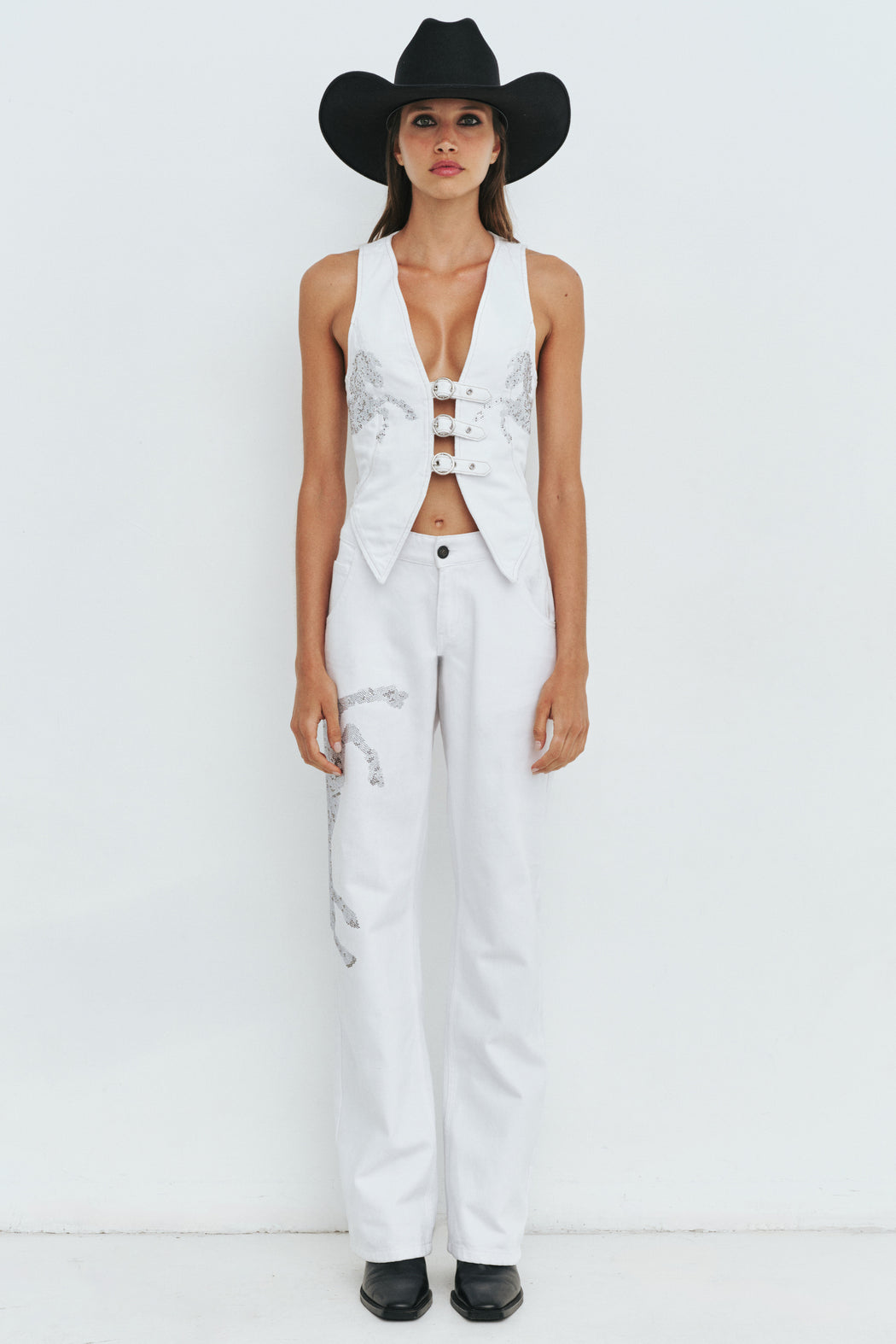 WHITE PARTY HORSE JEANS