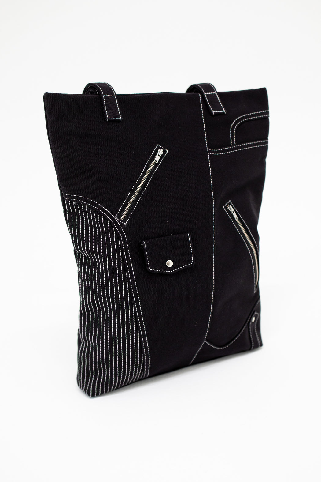 MOTO TOTE BAG — Understated Leather