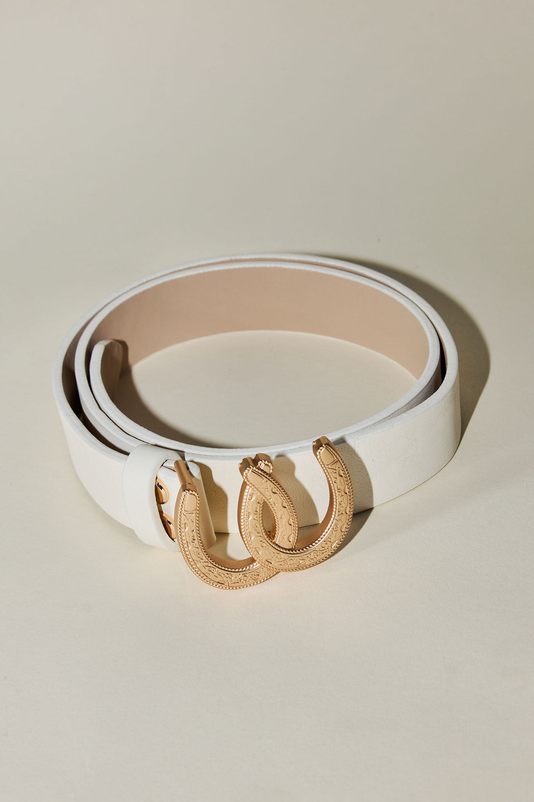 IVORY HORSESHOE BELT