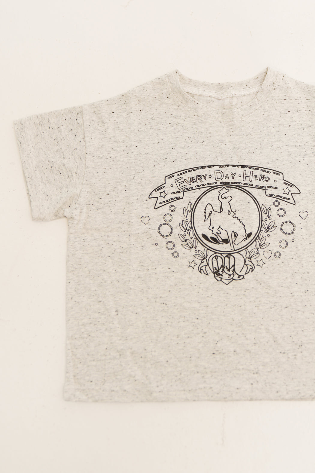 EVERY DAY HERO TEE