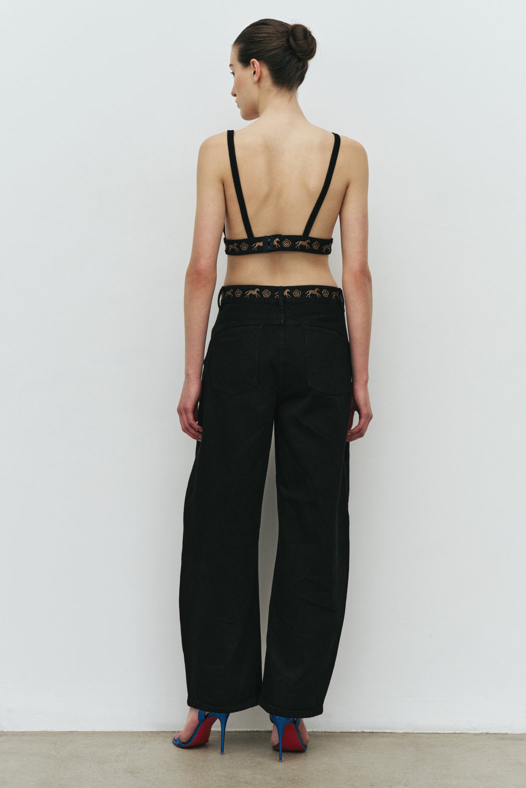 BACK ON THE HORSE BARREL JEANS