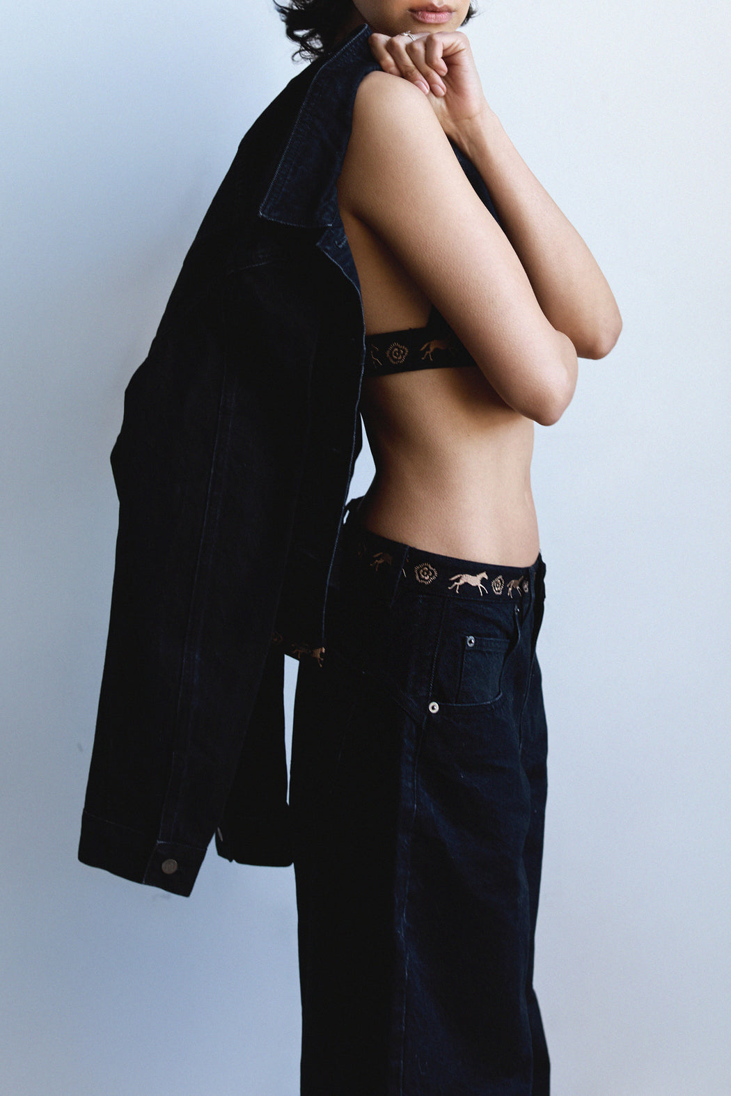 BACK ON THE HORSE BARREL JEANS