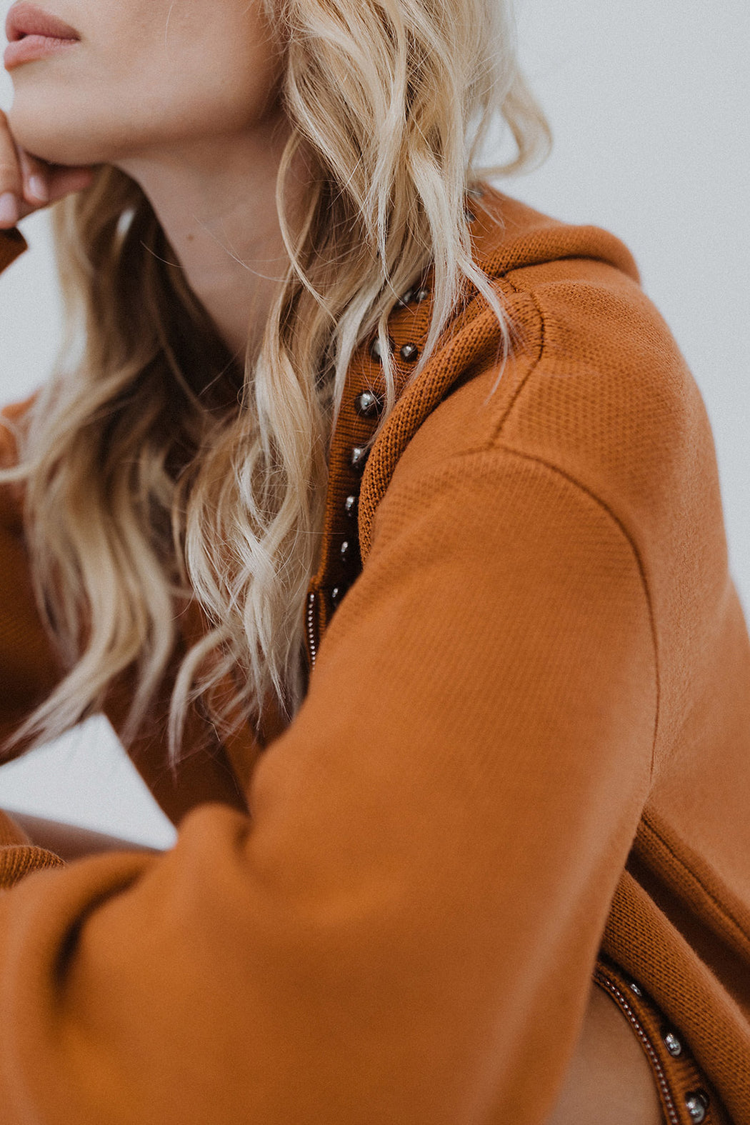 SOUTHERN CHARM HOODIE IN ADOBE