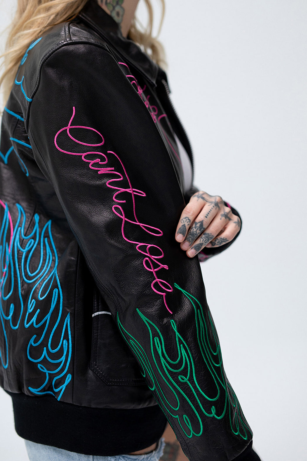 BOYFRIEND OPEN HEART JACKET