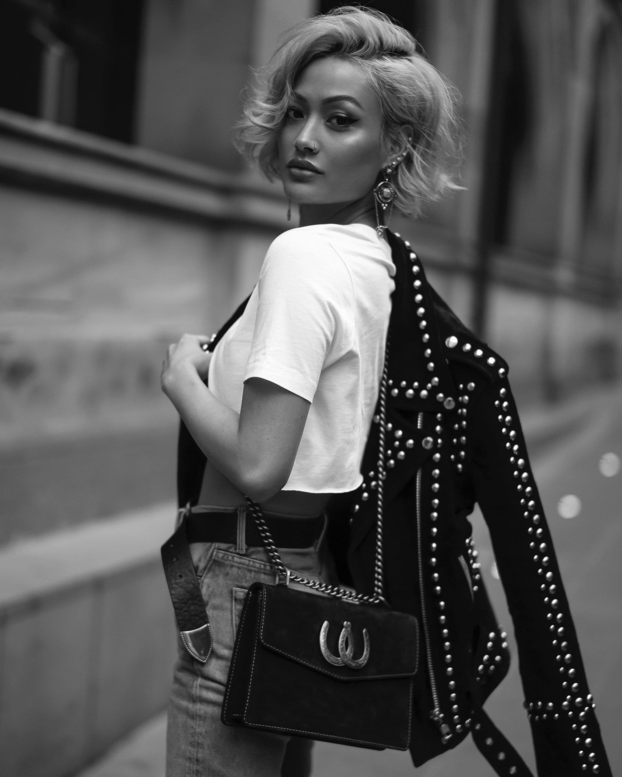 Lady Luck UL Shoulder Bag — Understated Leather